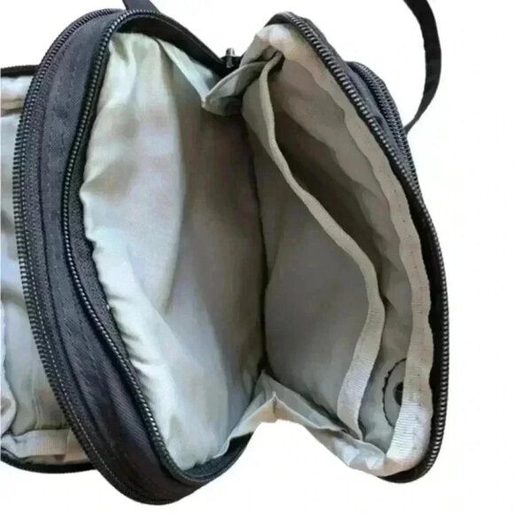 Derek Alexander Crossbody Bag Camera Black Nylon Unisex Square Long Strap Zipper - Picture 8 of 14